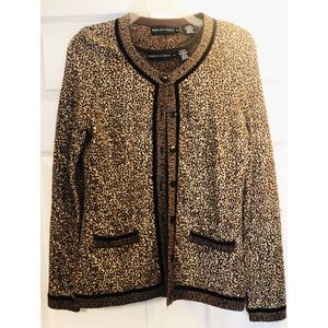 Dana Buchman beautiful wool blend twin sweater set